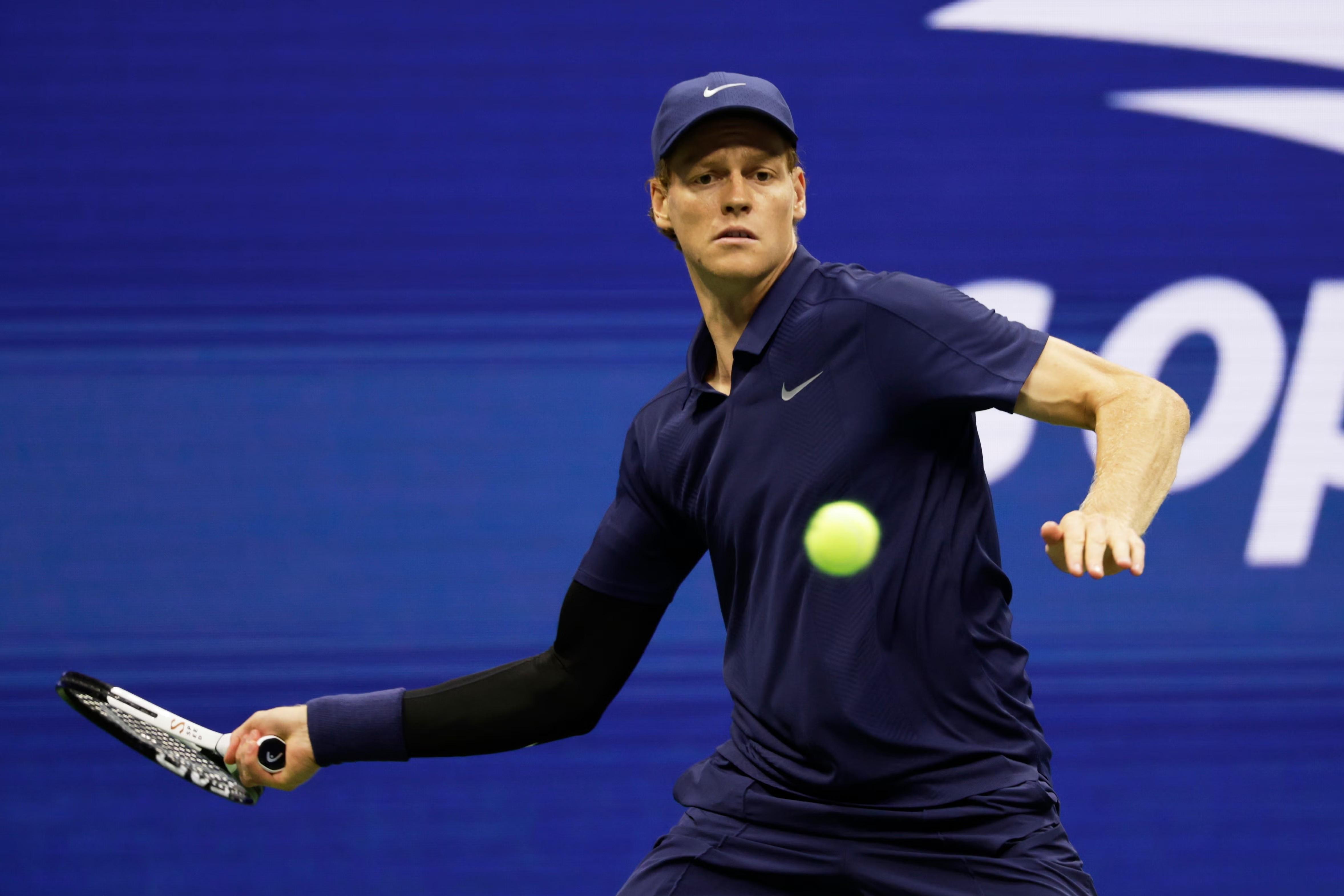 三盘6-1，辛纳81分钟横扫布勃利克晋级美网男单八强